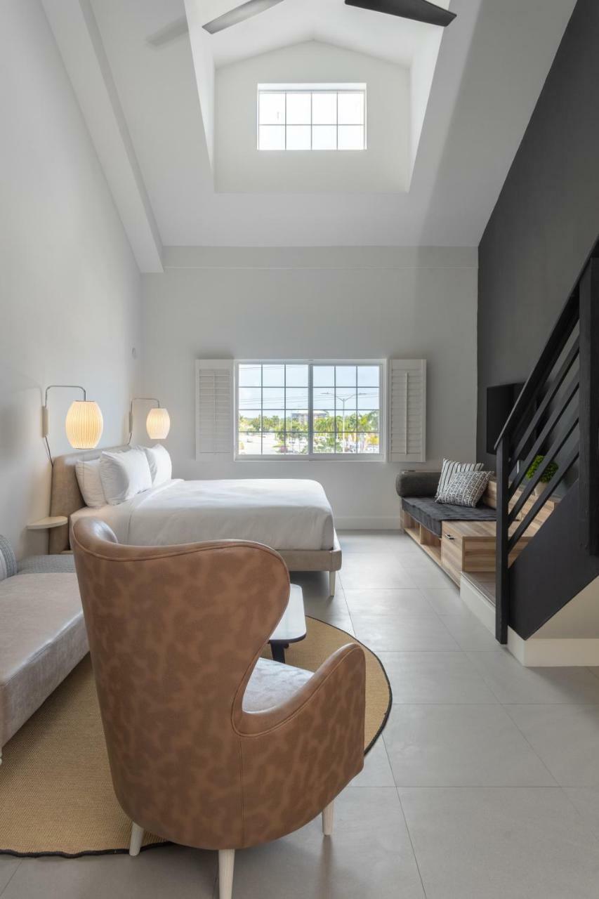 The Locale Hotel Grand Cayman George Town Exterior foto